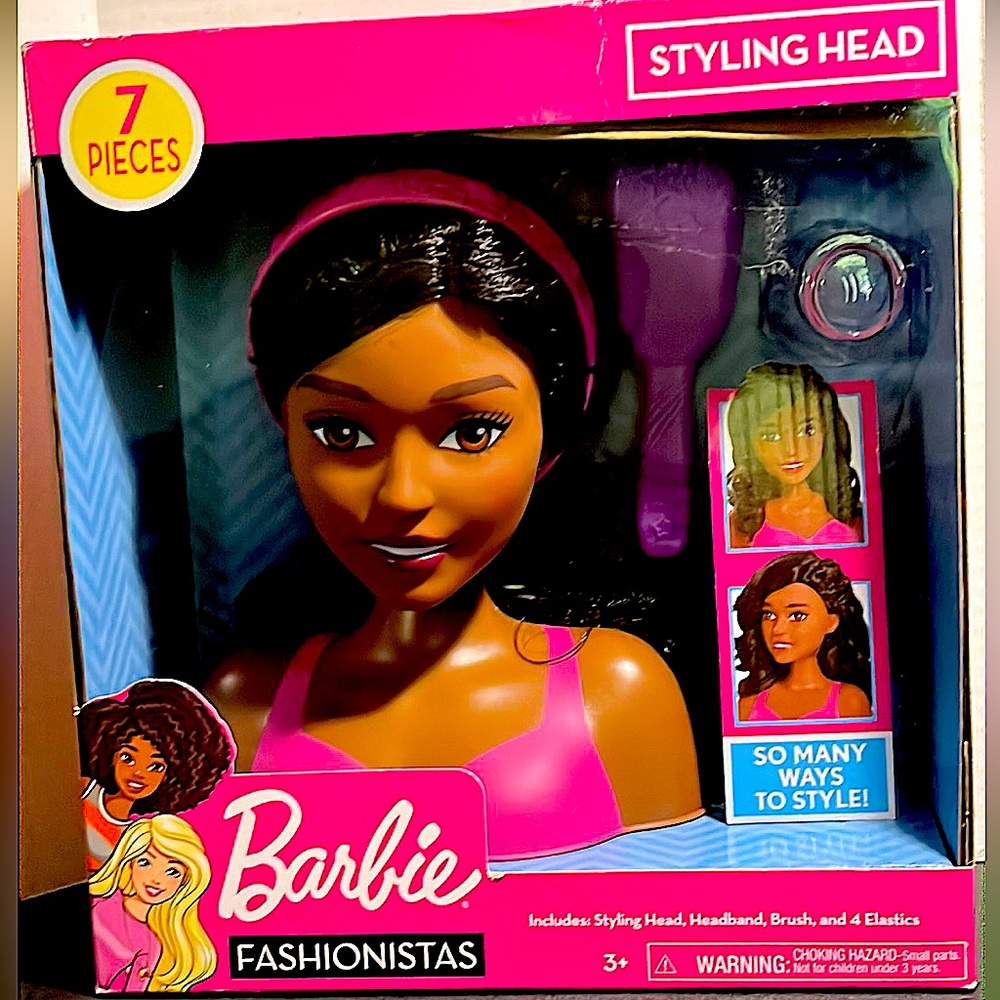 NIB Barbie & Just Play Presents Fashionistas.  Styling Head